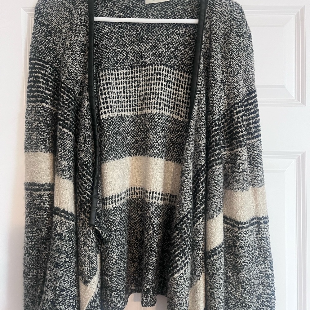 RD Style Cardigan Black/Creme Design L